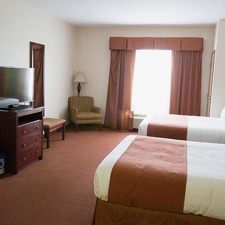 Pomeroy Inn & Suites Fort St. John ภายนอก รูปภาพ