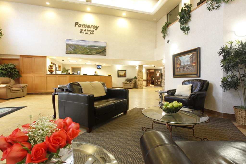 Pomeroy Inn & Suites Fort St. John ภายนอก รูปภาพ